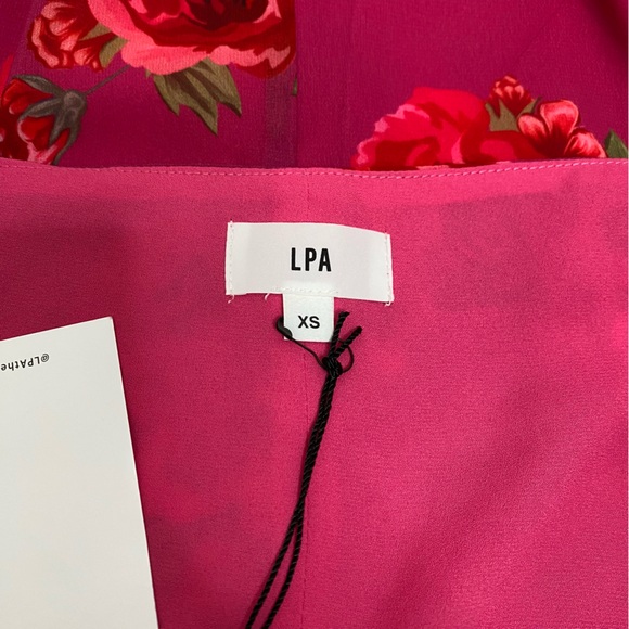 LPA Araceli Puff Sleeve Floral Wrap Mini Dress Pink - Picture 6 of 7